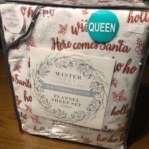 NWT Flannel Sheets (Queen). Holiday